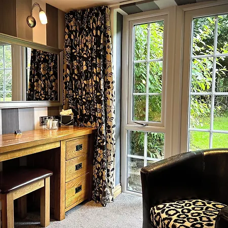 ロイヤル オーク アップルビー イン 4*