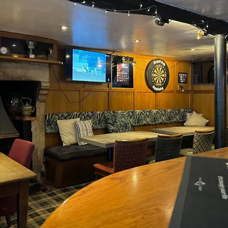Royal Oak Inn