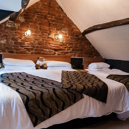 Royal Oak Мини-отель 4*